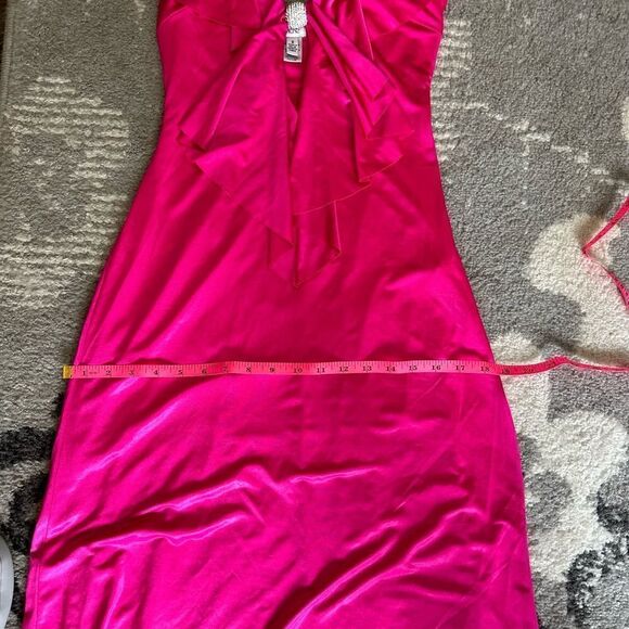 Cache pink Beautiful gown. Longer in back flutter top peek-a boo halter .size 2 - Picture 8 of 12